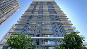 Exterior - Premium Beachfront - 1BR - Private Beach Access (Dubai)