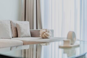 Interior - Private Jacuzzi, Modern 2BR Furnished, Canal View (Dubai)