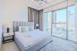 3 bedrooms, iron/ironing board, WiFi, bed sheets - Modern 3BR Home, Maids Room, Burj Khalifa View (Dubai)