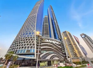 Exterior - Premium 1BR Furnished, HIgh Floor, Ready Move In (Dubai)