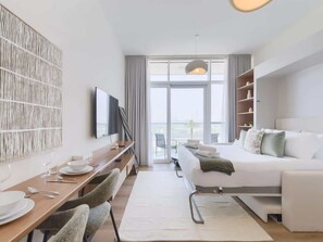 Iron/ironing board, WiFi, bed sheets - Bright & Beautiful Studio with Hotel-Like Comfort (Dubai)