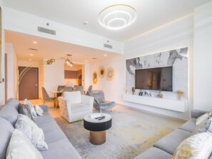 TV, offices - Premium 3BR | Full Burj Khalifa & Fountain View (Dubai)