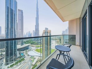 Property grounds - Premium 3BR | Full Burj Khalifa & Fountain View (Dubai)