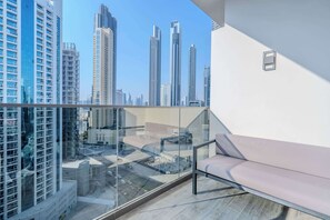 Property grounds - Spacious Studio | Furnished | Close to Dubai Mall (Dubai)