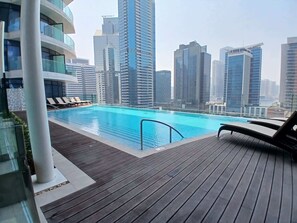 Pool - Burj Khalifa View, Brand New, Amazing Facilities (Dubai)