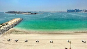 On the beach - Seaside Residence, Private Beach, Palm View (Dubai)