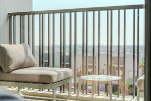 Interior - Modern and Cozy Studio, Furnished, MBR Living (Dubai)
