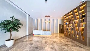 Lobby - Full Burj Khalifa View, Luxury Furnished-Downtown (Dubai)