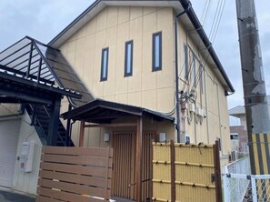 Exterior - Irorian (Kamakura)