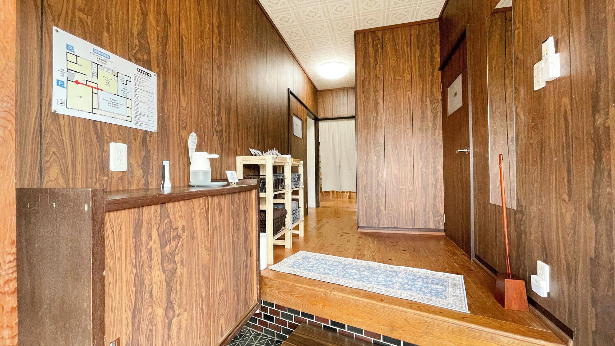 المنشأة من الداخل