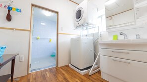 Bathroom - Glam Apple Kobe Sanda (Uruma)