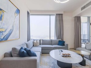 TV, offices - Full Creek View, Spacious 3BR Apt in Creek Harbour (Dubai)