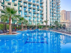 Pool - Premium 1BR, Furnished with Pool View in Al Jaddaf (Dubai)
