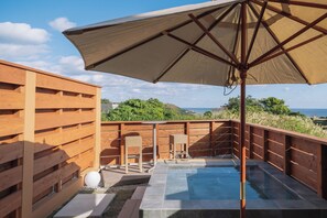 Pool - Private Villa Resonanjo Eden (Nanjo)