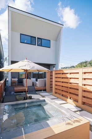 Terrace/patio - Private Villa Resonanjo Eden (Nanjo)