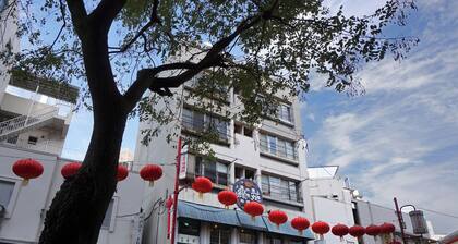 Yokohama Classic Apartment