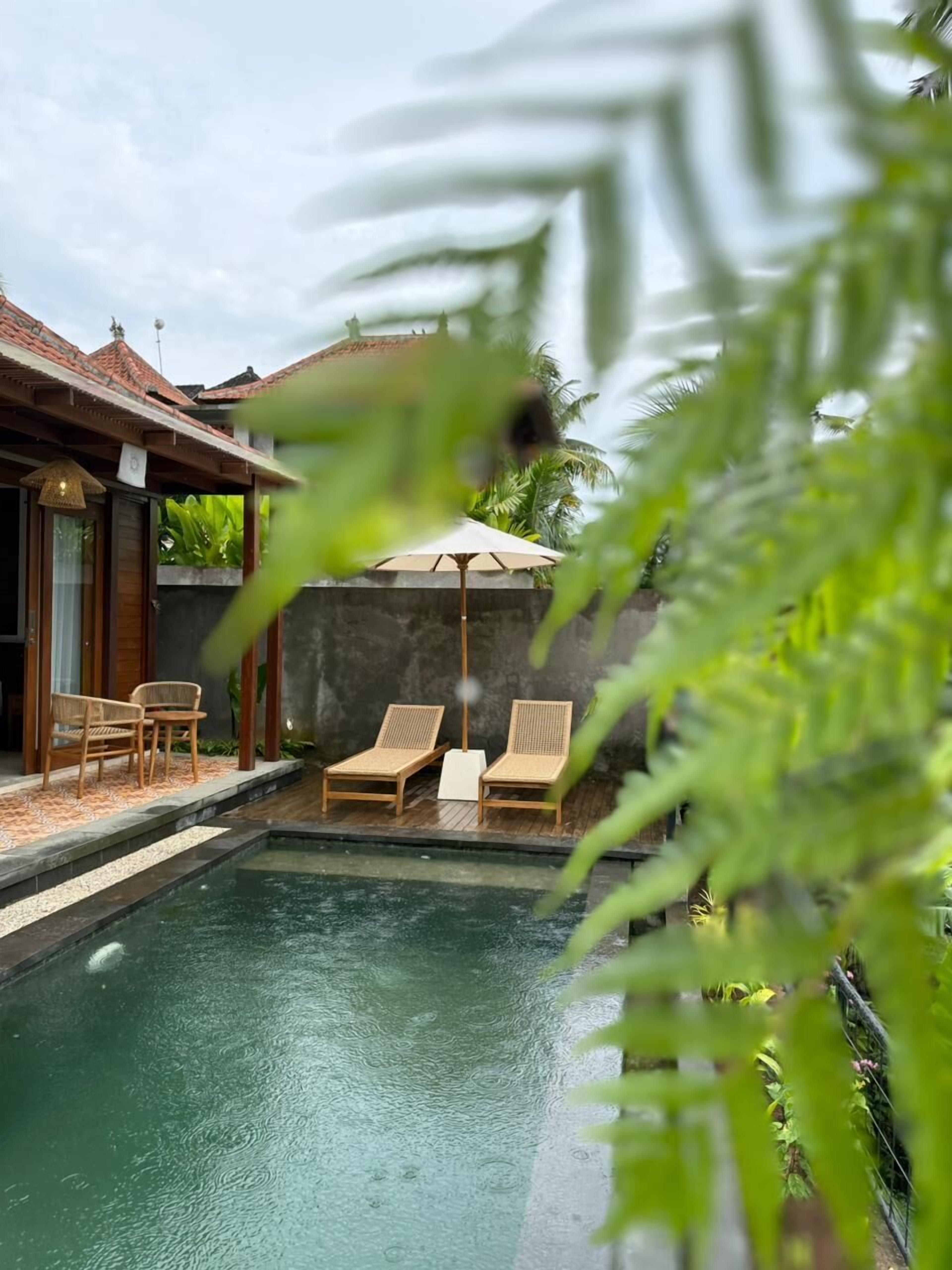 Royal Villa, Pool View | In-room safe, desk, laptop workspace, iron/ironing board