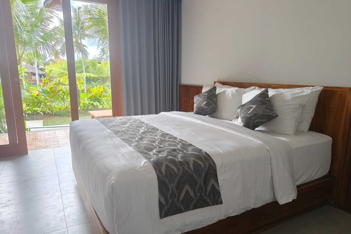 Coffres-forts dans les chambres, bureau