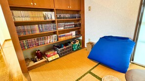 Children’s area - Ishigakijima Group Inn 2216 Nijiiro (Ishigaki)