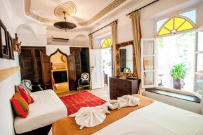 13 Schlafzimmer, Bügeleisen/Bügelbrett, WLAN, Bettwäsche