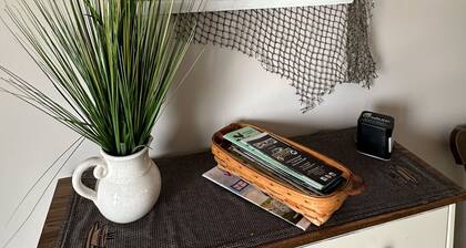 Hilltop Guesthouse - in Intercourse on Beacon Hill, 4-Bedroom House