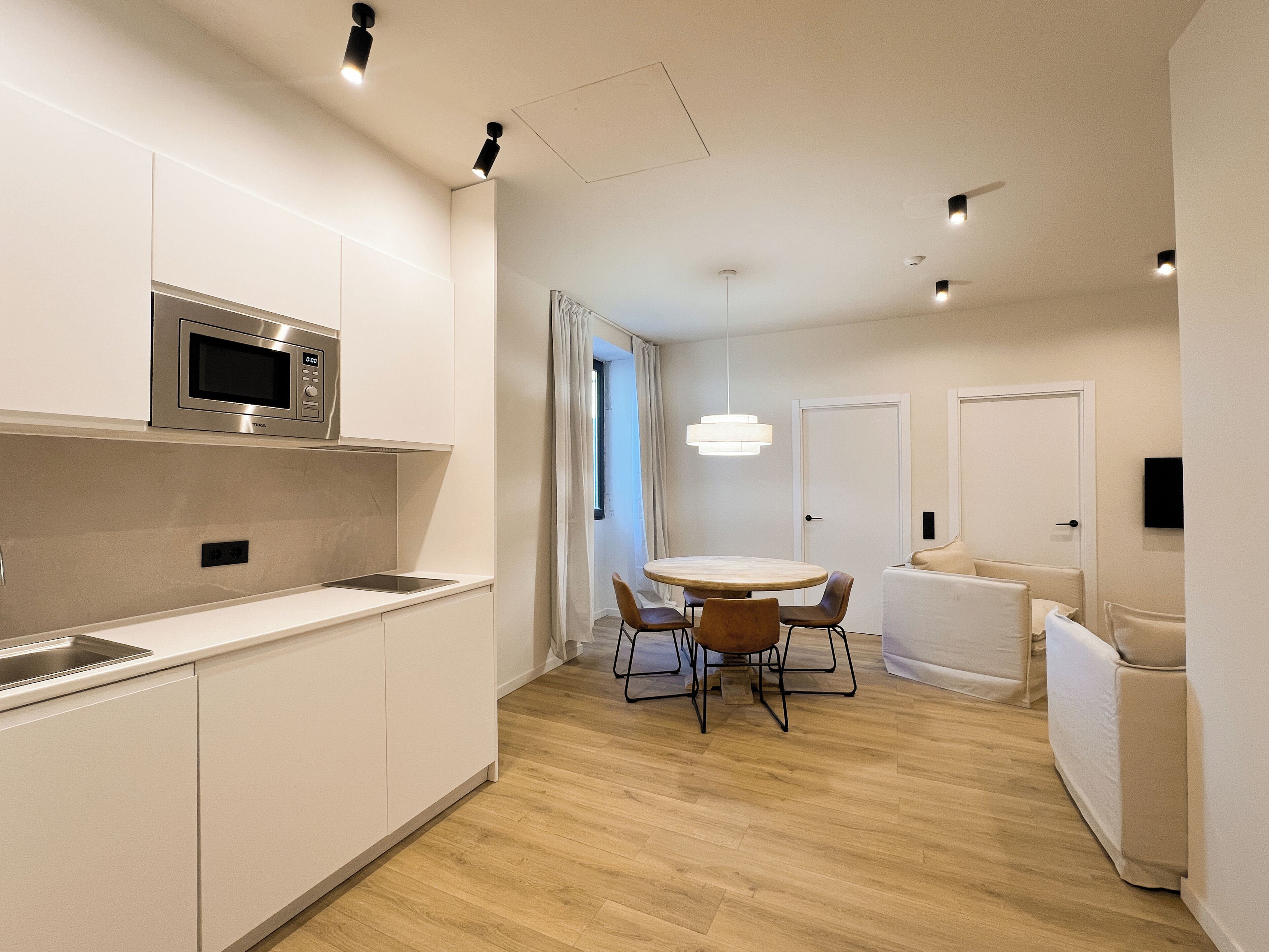 Family Apartment, 2 Bedrooms, Kitchen, City View | Private kitchen