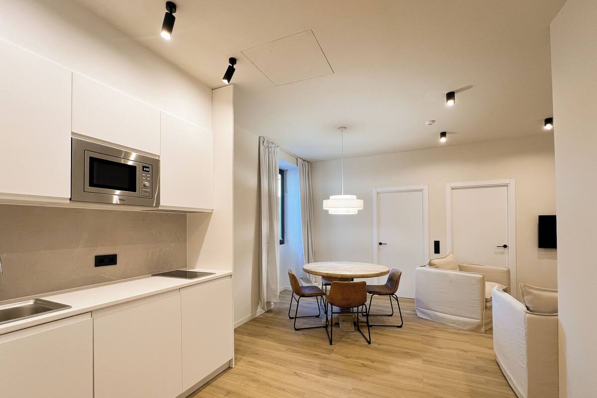 Down comforters, laptop workspace, free WiFi