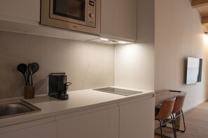 Suite, Terrace, City View | Private kitchen | Fridge, microwave, stovetop, espresso maker