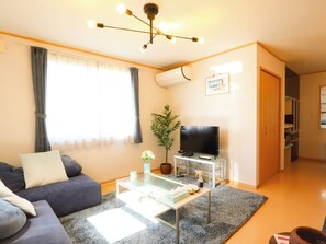 Living area - K-style Resort (Yugawara)