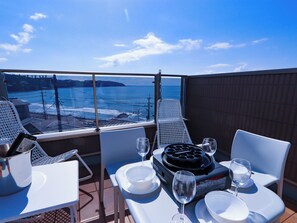 Outdoor dining - K-style Resort (Yugawara)