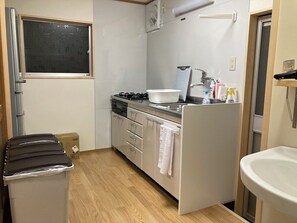 Private kitchen - Granny's House (Kozagawa)