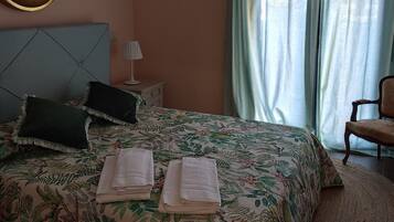 熨斗/熨衣板、WiFi、床单