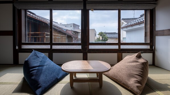 Interior - Honmachi Hotel (Higashiomi)