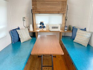 Dining - Isola Base Awaji (Awaji)