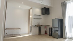 Interior - Doggywood Awaji Island (Awaji)