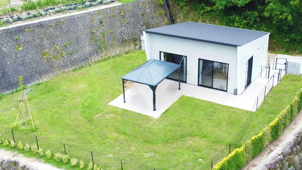 Exterior - Doggywood Awaji Island (Awaji)