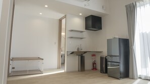 Interior - Doggywood Awaji Island (Awaji)