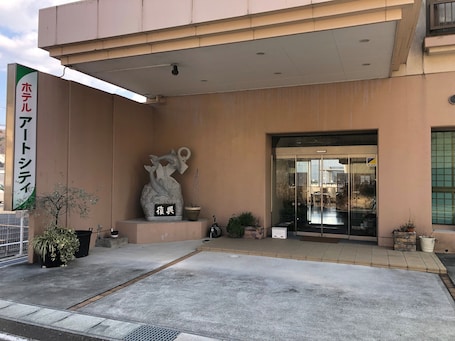 Exterior detail. Hotel Art City
