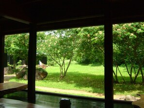 Interior - Hananoki Inn (Sado)