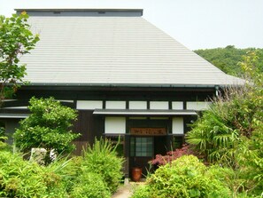 Exterior - Hananoki Inn (Sado)