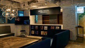 Lobby - Hotel + Hostel Tokyo Kawasaki (Kawasaki)