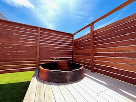 Bañera de hidromasaje exterior