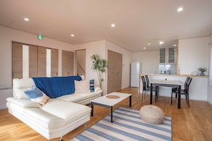 Living area - Aihama Terrace (Tateyama)