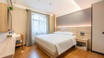 Doppia Superior | Una scrivania, postazione laptop, Wi-Fi gratuito