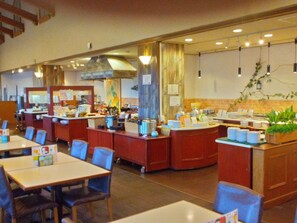 Dining - Wisterian Life Club Prominent Kurumayama Kogen (Chino)