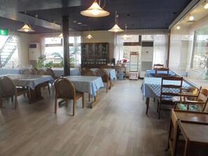 Dining - Uminomieru Yado Sanpomichi (Ito)