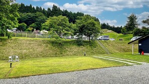 Property grounds - Minamiaso Blue Bee Garden (Minamiaso)