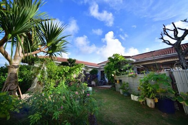 Property grounds - Guesthouse Ikedaya (Taketomi)