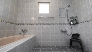 Bathroom - Ocean Terrace Kin (Kin)