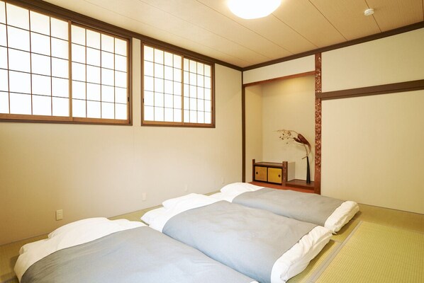 Room - The One Fujiyoshida (Fujiyoshida)